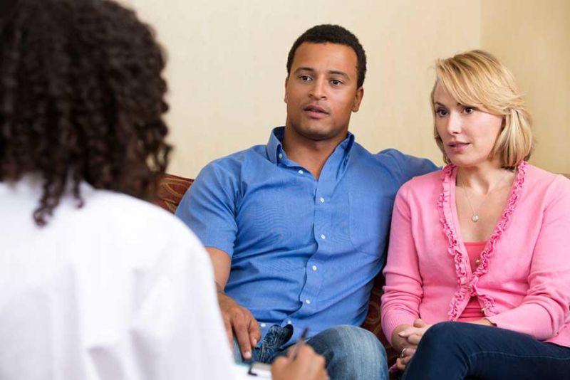 File:Couple-on-couch-with-doctor-article.jpg