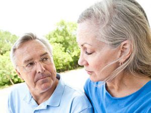 Wife-and-husband-talking-article.jpg